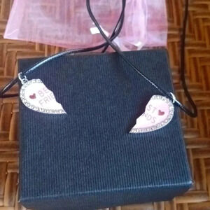 18 inch BEST FRIENDS  necklace (2) ..NWT